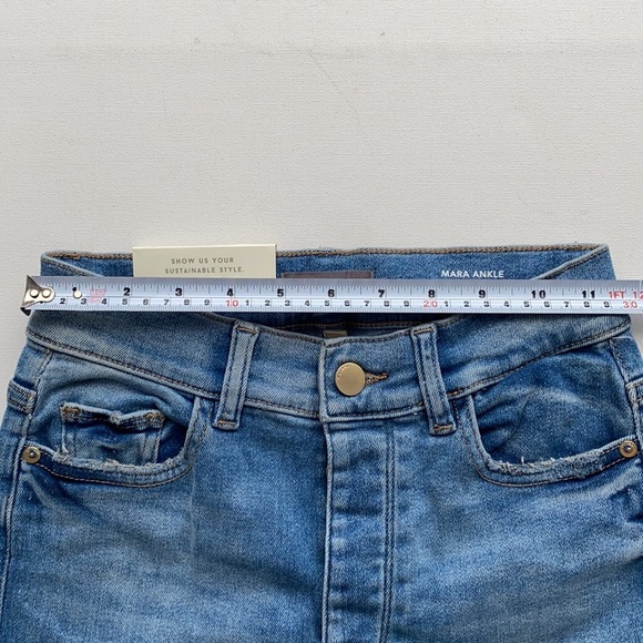 DL1961 Instascuplt Luxe Maria Crosswall Jeans - Picture 7 of 9